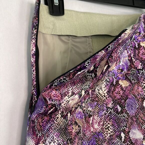 ASOS Design High Rise Purple Snake Print Leather Look Shorts. Size 4. NWT - Picture 9 of 14